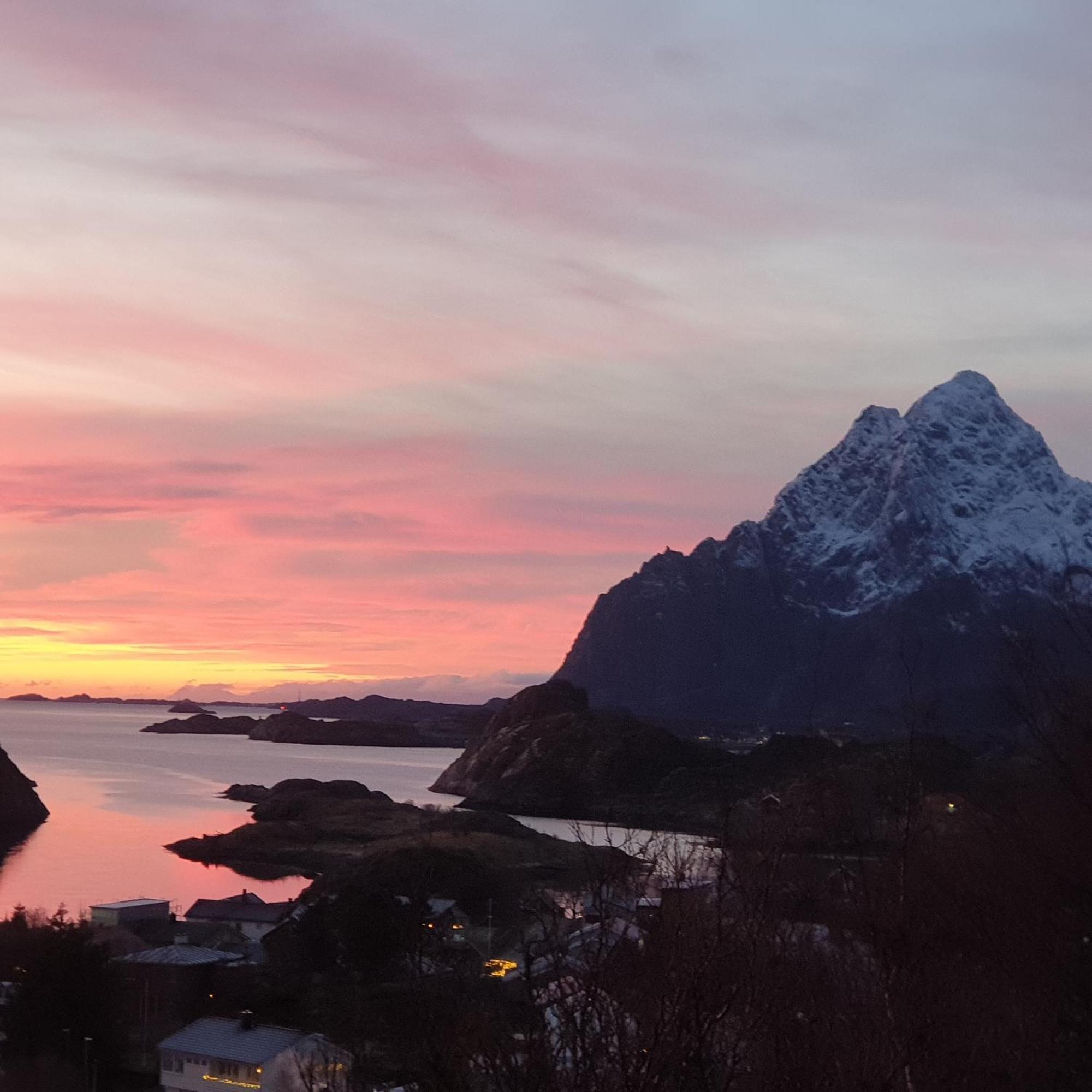 Nydelig Hytte I Kabelvag Lofoten Bilik gambar